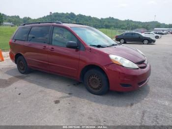  Salvage Toyota Sienna