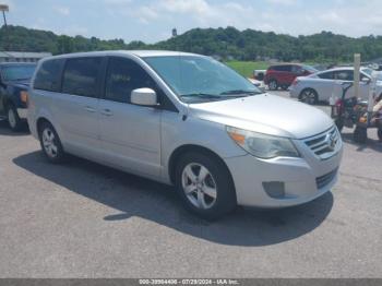  Salvage Volkswagen Routan