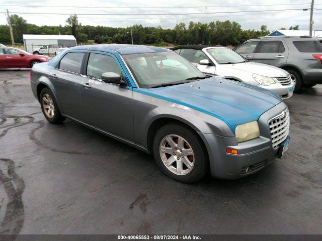  Salvage Chrysler 300