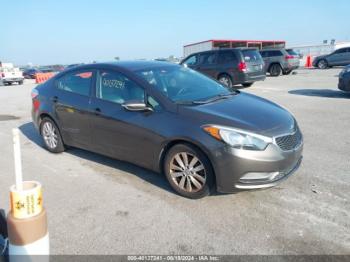  Salvage Kia Forte