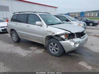  Salvage Toyota Highlander