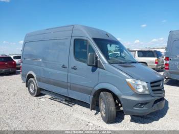  Salvage Mercedes-Benz Sprinter 2500