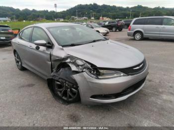  Salvage Chrysler 200