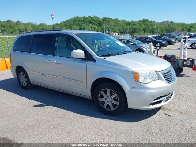  Salvage Chrysler Town & Country