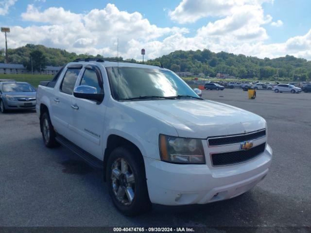  Salvage Chevrolet Avalanche 1500