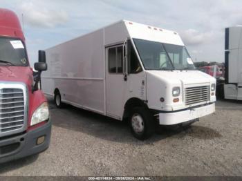  Salvage Freightliner Chassis