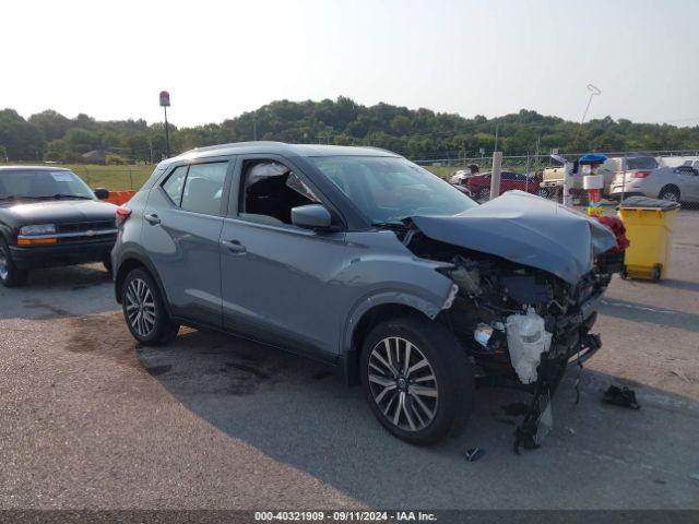  Salvage Nissan Kicks