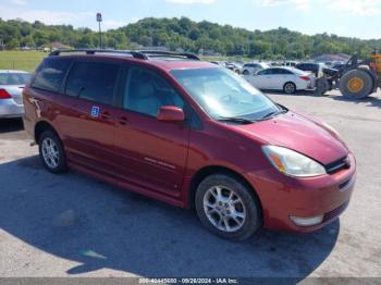  Salvage Toyota Sienna