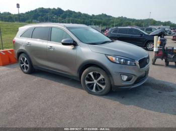  Salvage Kia Sorento