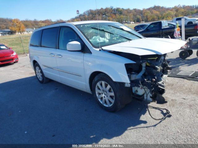  Salvage Chrysler Town & Country