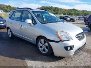  Salvage Kia Rondo