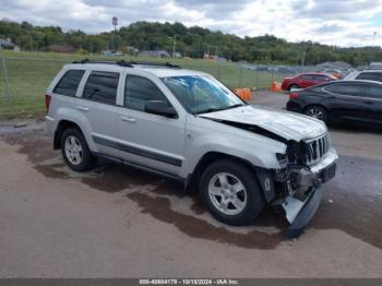  Salvage Jeep Grand Cherokee