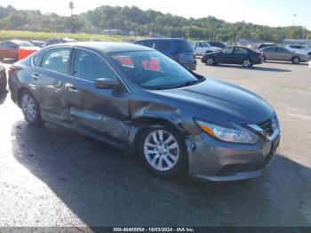  Salvage Nissan Altima