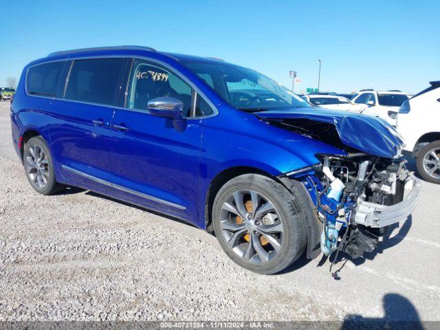  Salvage Chrysler Pacifica