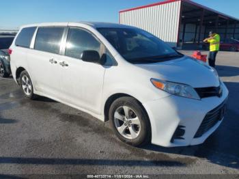  Salvage Toyota Sienna