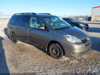  Salvage Toyota Sienna