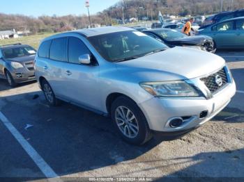  Salvage Nissan Pathfinder