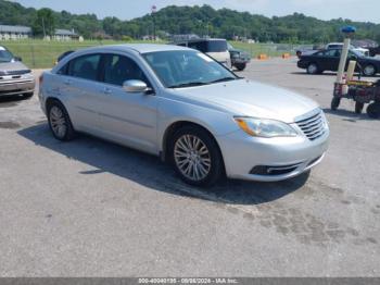  Salvage Chrysler 200