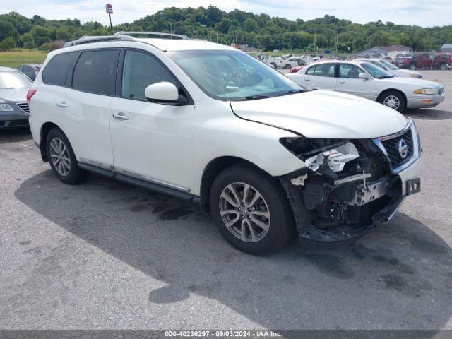  Salvage Nissan Pathfinder