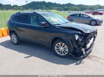  Salvage Jeep Cherokee