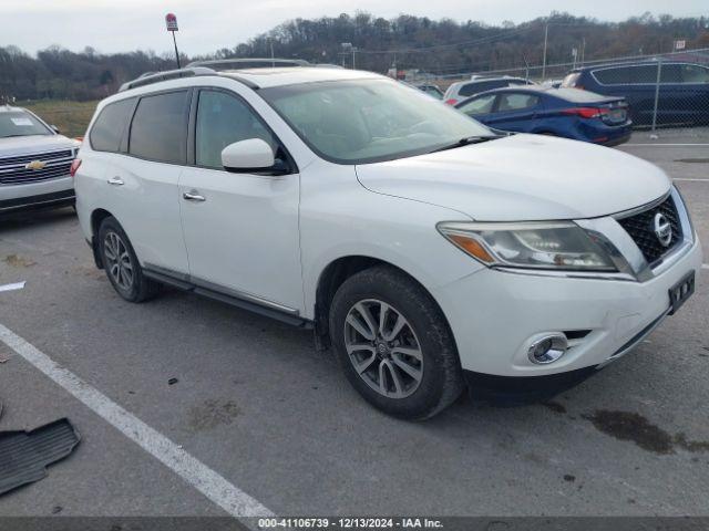  Salvage Nissan Pathfinder