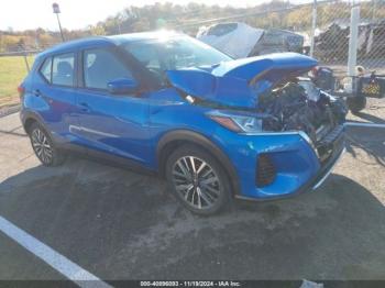  Salvage Nissan Kicks