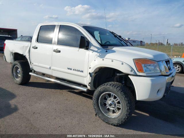  Salvage Nissan Titan