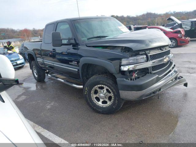  Salvage Chevrolet Silverado 2500