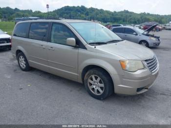  Salvage Chrysler Town & Country