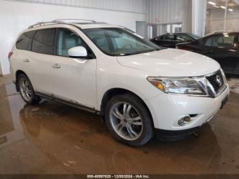  Salvage Nissan Pathfinder