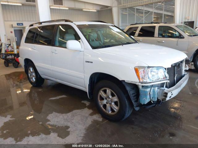  Salvage Toyota Highlander