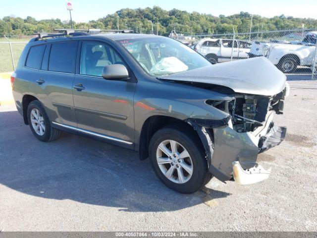  Salvage Toyota Highlander