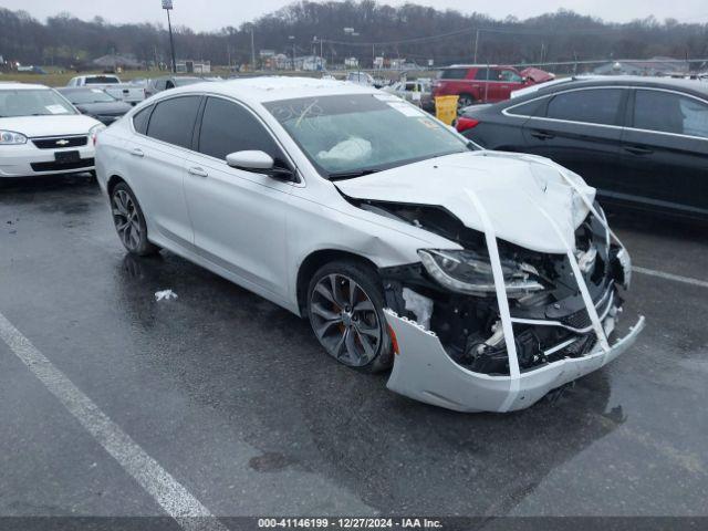  Salvage Chrysler 200