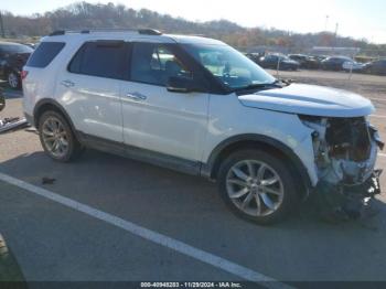  Salvage Ford Explorer