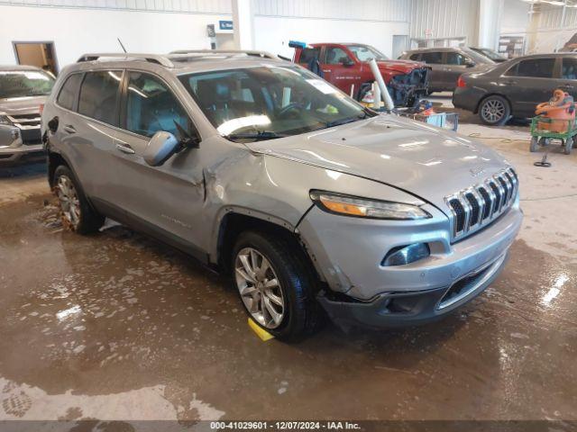  Salvage Jeep Cherokee