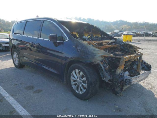  Salvage Chrysler Pacifica