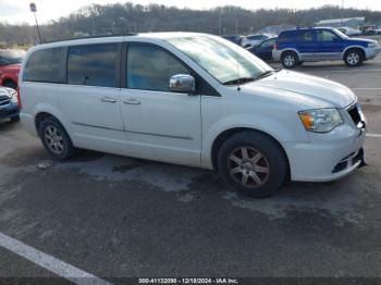  Salvage Chrysler Town & Country