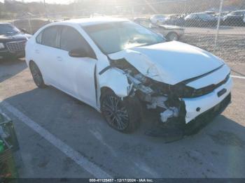  Salvage Kia Forte