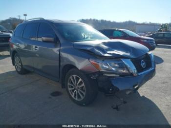  Salvage Nissan Pathfinder