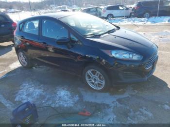  Salvage Ford Fiesta