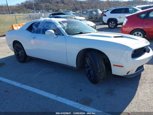  Salvage Dodge Challenger