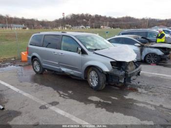  Salvage Chrysler Town & Country