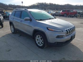  Salvage Jeep Cherokee