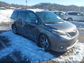  Salvage Toyota Sienna