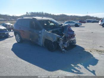  Salvage Jeep Cherokee