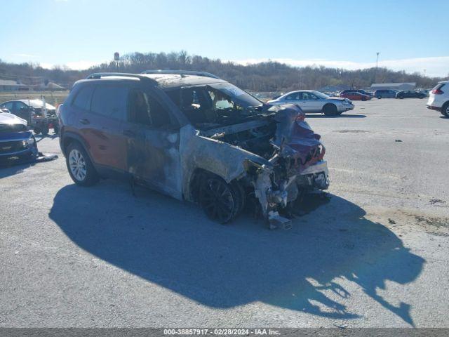  Salvage Jeep Cherokee