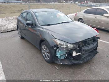  Salvage Mazda Mazda3