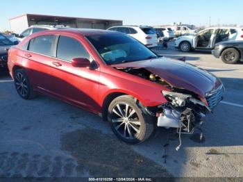  Salvage Chrysler 200