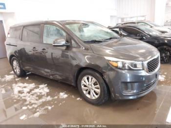  Salvage Kia Sedona