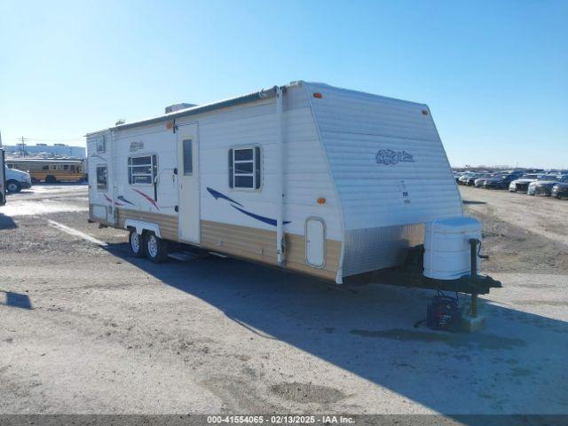  Salvage Gulf Stream Travel Trailer